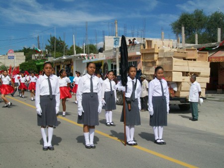 DESFILE 16/09/2010